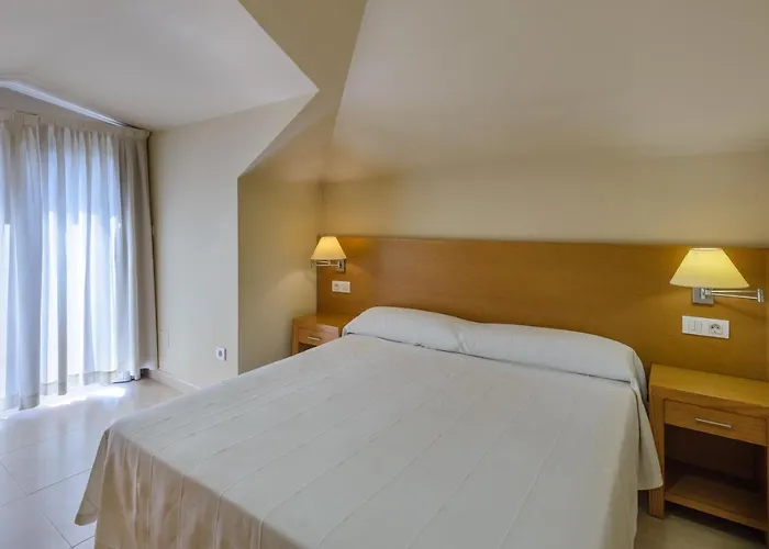 Trisquel Апартаменты